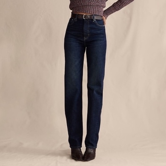 Banana Republic Denim - Banana‎ Republic Women’s Classic Straight Leg Jeans Dark Wash Size 6